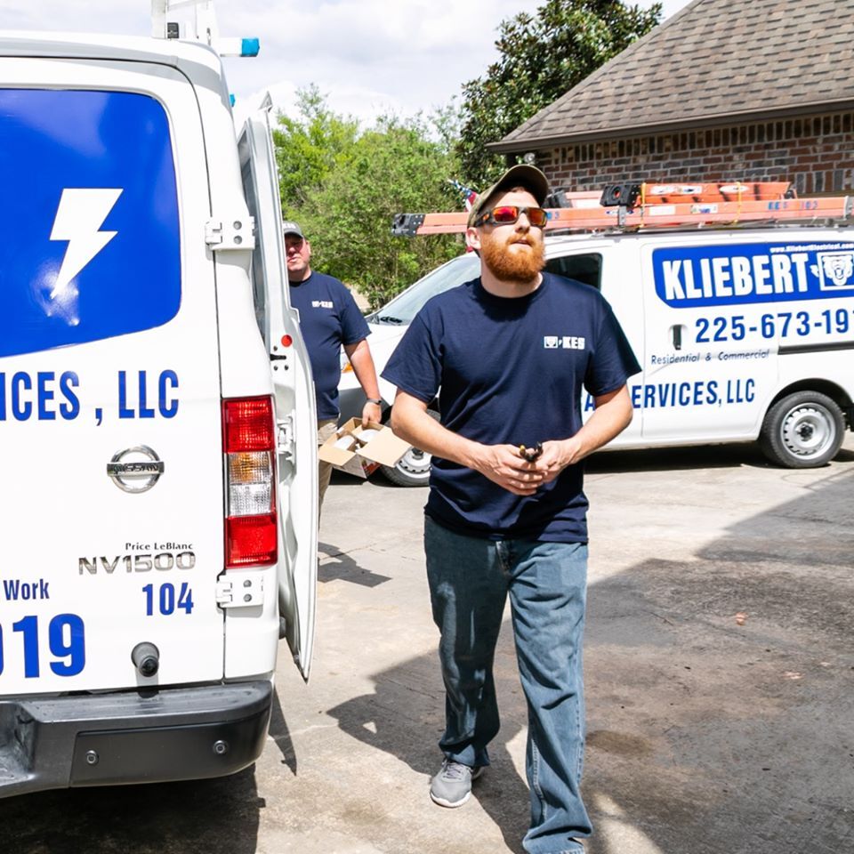 KliebertElect's tweet photo. Experience work from electricians with FREE ESTIMATES and ON-BUDGET GUARANTEES, all the time.

Kliebert Electrical is your premier Baton Rouge #electrician. Contact us today if you are looking for an electrician in Baton Rouge. https://t.co/5NIjJ1ZASR #ResidentialElectrician https://t.co/VHBzpTjyU2