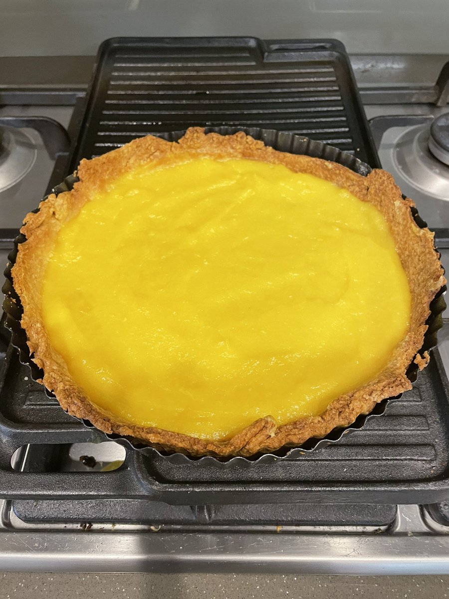 sjturn's tweet photo. It was close but lemon tart it is… #getinmybelly #fridaybaking https://t.co/MfZEEQ1Yb0