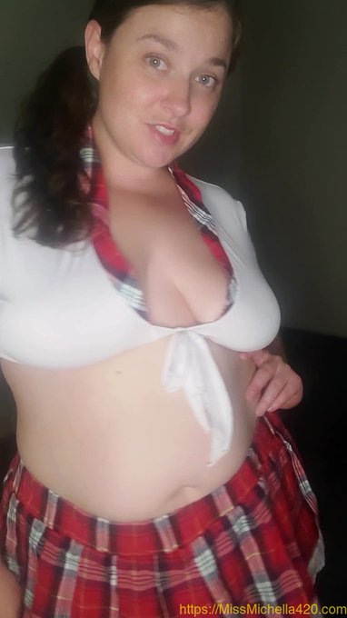 My new video is really hot! Check it out!  https://t.co/nAnXOZ4eLr https://t.co/aW4oY6Tlw5<a href="/tag/weekend"class="tags"><span>#weekend</span></a><a href="/tag/streamate"class="tags"><span>#streamate</span></a>