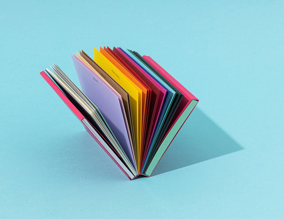 colorplanpapers's tweet image. The tiny #ColorplanMini No. 3 manages to squeeze in all 55 shades, 25 embossings and 8 weights of the Colorplan range! 💥

Find your local Colorplan stockist to learn more here &amp;gt; bddy.me/3yG2tXL
