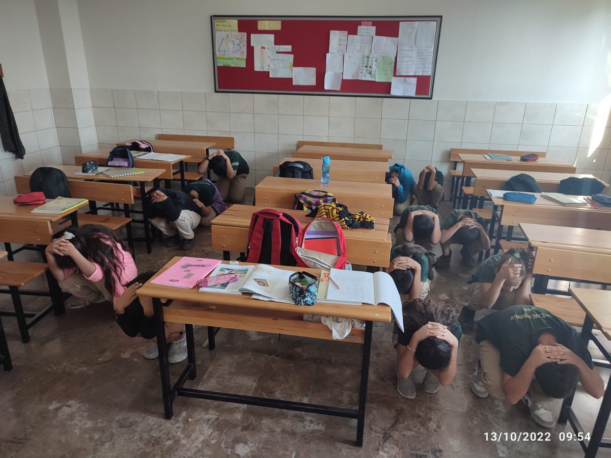 sehit_ugur's tweet photo. "13 Ekim Dünya Afet Risklerinin Azaltılması Günü" kapsamında okulumuzda deprem ve tahliye tatbikatı yapıldı.
#depremtatbikati

https://t.co/b5KZno0fZM

@MersinMEM 
@AdemKoca46 
@tarsusmem1 
@mehmetmetin038 https://t.co/ftcE9SVsQM