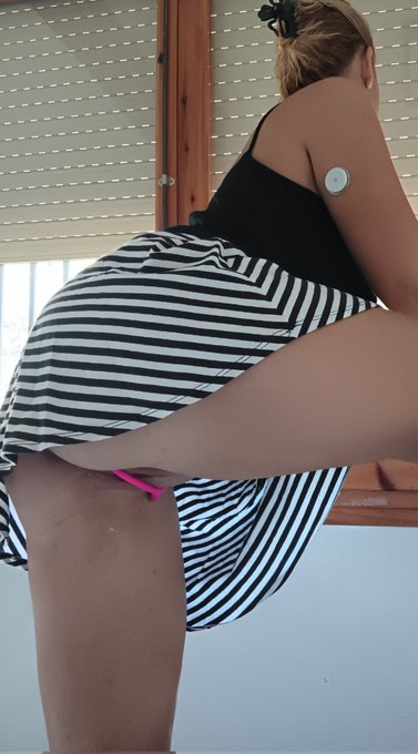 Qui&eacute;n adivina qu&eacute; llevo puesto?? Ahora en https://t.co/Fp4dJlSTXr https://t.co/AmdY8bjn9b<a href="/tag/miercolesdelenceria"class="tags"><span>#miercolesdelenceria</span></a>