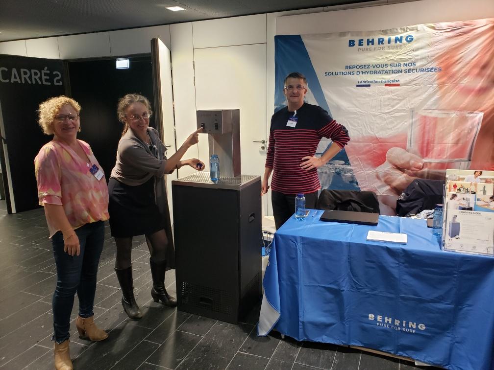 🙋‍♀️🙋Aujourd'hui notre team Behring est présente au congrès national de l'<a href="/AFDS_Officiel/">AFDS</a> à #Rennes. Pour une #hydratation brevetée, pure, de qualité c'est par ici 👇
#DirecteursDesSoins #AFDS #Santé