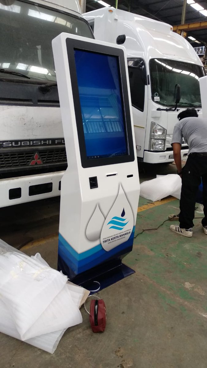 JakVisual's tweet photo. VTouch 600 @ PDAM
https://t.co/MSskmfiTpo
·
.
#monitorlayarsentuh #videowall #overlay #InteractiveFlatPanel #Videotron #papaninformasielektronik #promoOctober2022 #promo #diskon #infodiskon #infopromo https://t.co/eKASHBTdj2