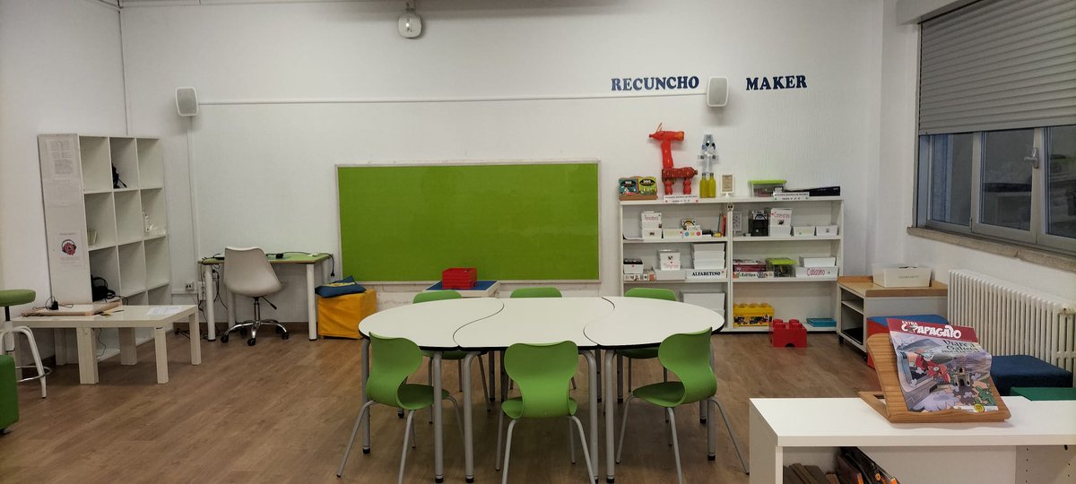 bescolaresgal's tweet photo. Onte estivemos no CEIP Lamas de Abade (Compostela). Unha biblioteca LIA.2
#CartografíaPLAMBE22 #LIA2 #bescolaresgal #bescolaresgalabertas @franvarela29 https://t.co/63uplQn1aZ
