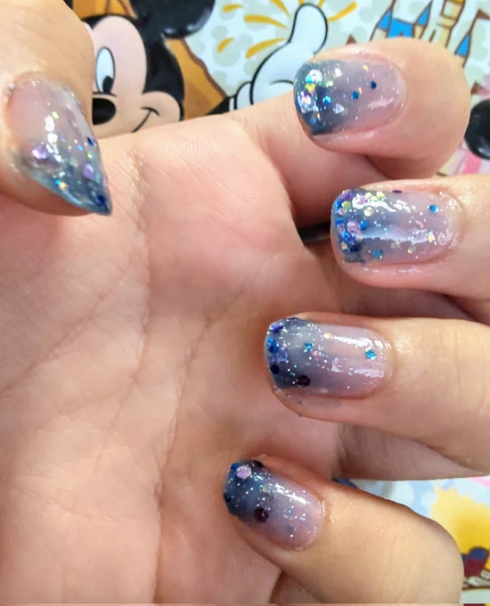 指に鱗付いてるみたいで綺麗半魚人になれたねッッ! 
