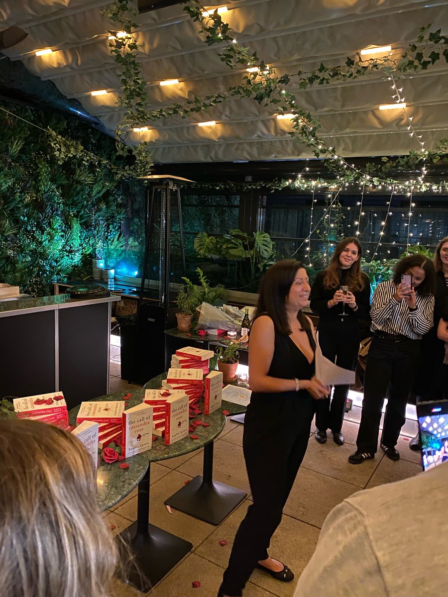 juliannwriter's tweet photo. Great time had by all at the launch of @sophia_spiers fabulous debut novel #TheCallOfCassandraRose last night - my 1st literary outing since 2019!
Lovely to see old faces, and meet some new ones too... 
@DanielCulver11 @s_lawton_books @susannahwise @AJWestAuthor 
@2022Debut https://t.co/EqjvFrpNYo