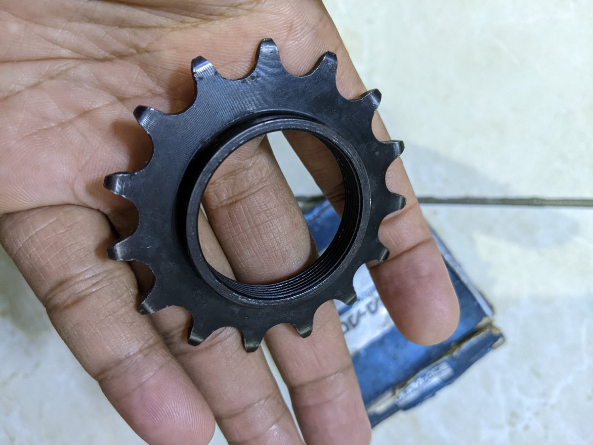 afdanni's tweet photo. Cog Dura Ace non NJS 15T
Kondisi gigi bagus, cuma dus agak rusak 250k nego
Lokasi Demak Jateng
Wa 085640122005
#fnfjb https://t.co/aq5N4WgvVU