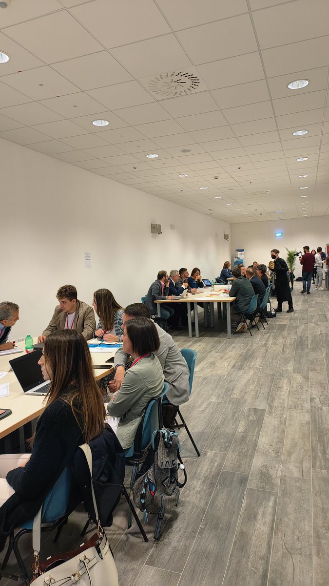 StartupItalia tweet media