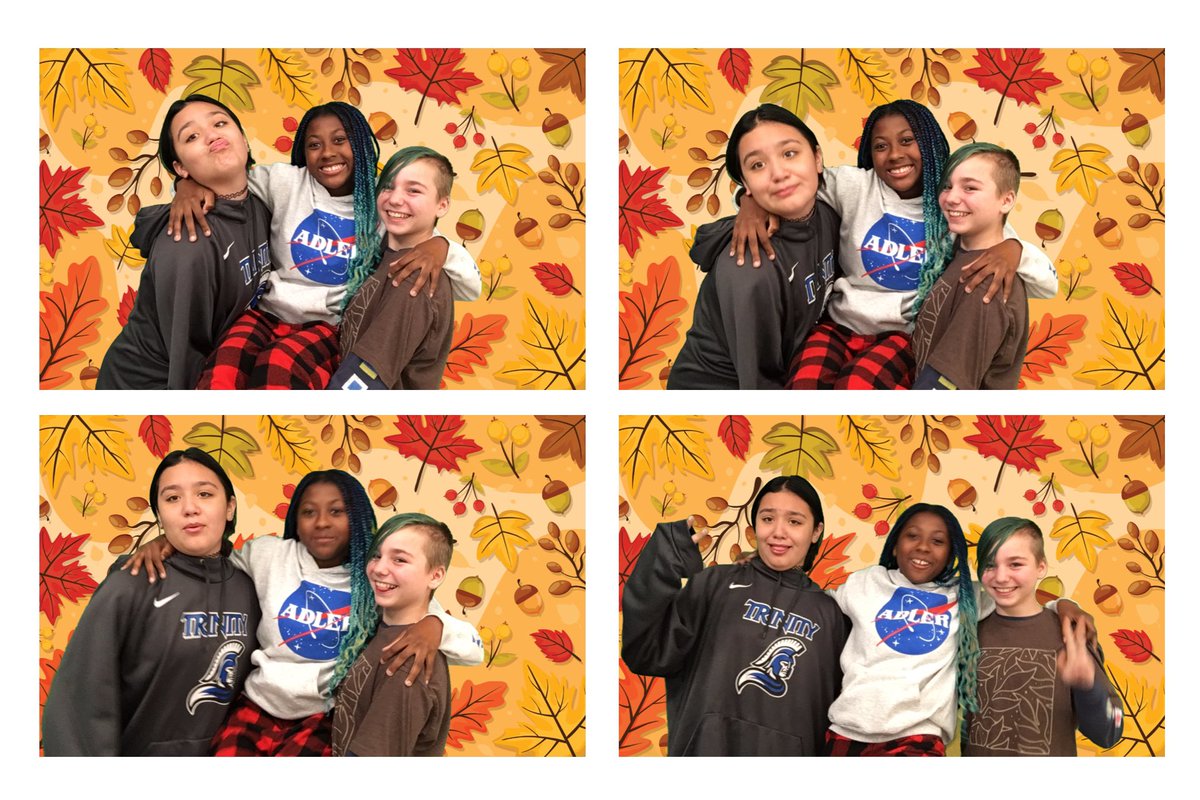 Our first rally in the alley was a success! So much fun eating pizza, taking silly photos in the photo booth and playing carnival games. We love cheering on our soccer and volleyball teams! ⚽️🏐❤️ #SMSPride #109way