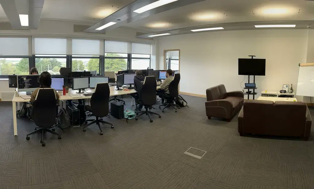 player_xp's tweet photo. We are starting a new chapter at Player XP and @HertzianLtd by moving into our new office. We are excited to move into a bigger home and begin expanding the Player XP team even more!
Time to start decorating 👀
#office #officemove #officemovers #playerxp #gamedev #indiedev https://t.co/S9Hx4Gyf2q