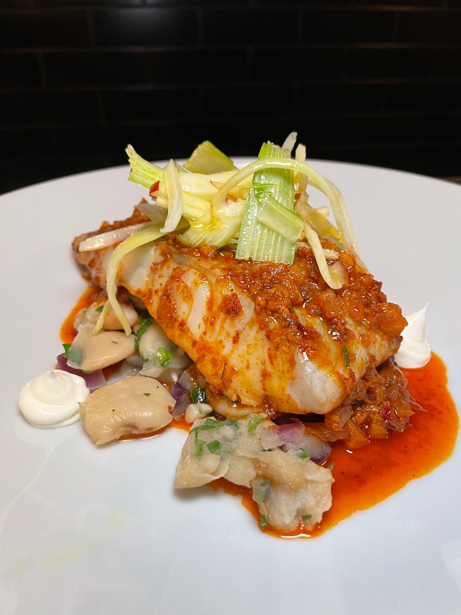 From our brand-new Autumn menu / Butter-poached Coley 🔥
Cooked with nduja in the pan, served on a bed of butterbean salad and fennel to finish. The perfffffect pairing to ignite the senses and bring the heat this season.

#elnecotmcr