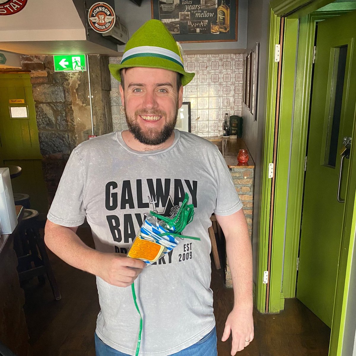 Dewdropgalway tweet media