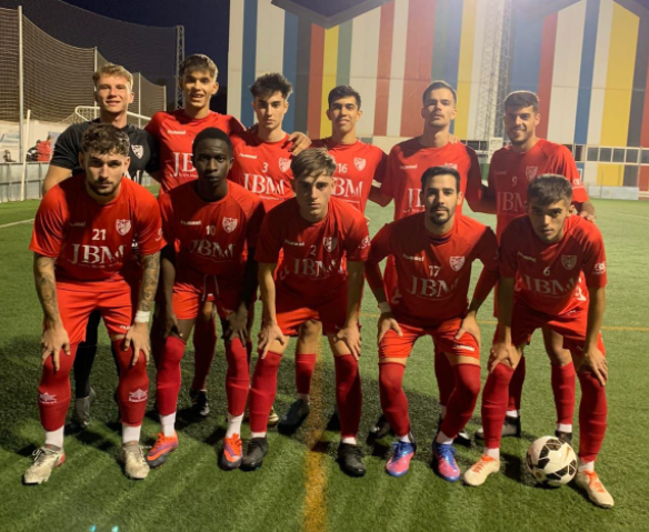 EsquinaAxarquia's tweet photo. Victoria del Club Deportivo Casabermeja 'B' y empate de la Unión Deportiva Torre del Mar 'B' en la jornada 3.
Ambos clubes adelantaron sus partidos de la jornada 3.

@CDCasabermeja 'B' 2-1 #ArchidonaAtlético
#ADColmenar 2-2 @udtorredelmar71 'B'.

#EsquinadelaAxarquía https://t.co/sIYZuBnidU