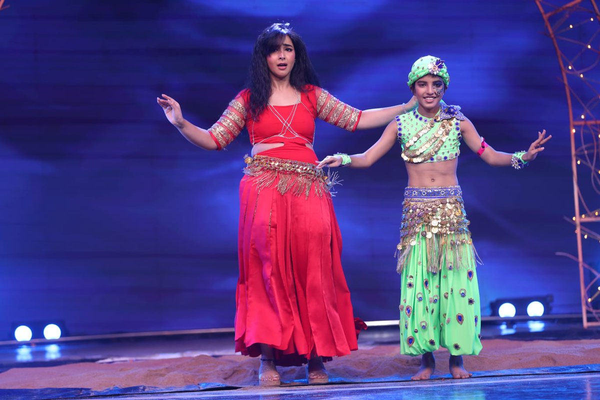 sharmilamaiti's tweet photo. If you are a fan of Srijla on #DanceDanceJunior Season 3 on @StarJalsha_, then don't miss her sizzling belly dance performance and her duet performance with Anubrata this weekend. You are in for a real treat this weekend. https://t.co/XSBM9nsSvd