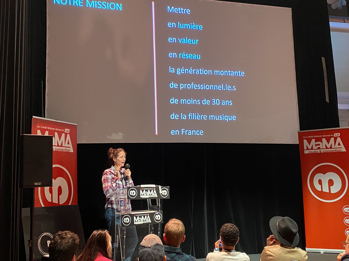 lanouvelleonde's tweet photo. La 5e cérémonie de remise de prix des #PrixLNO débute maintenant à l’Elysee-Montmartre au @MaMAevent !
#lanouvelleonde https://t.co/vp3LGiUXrt