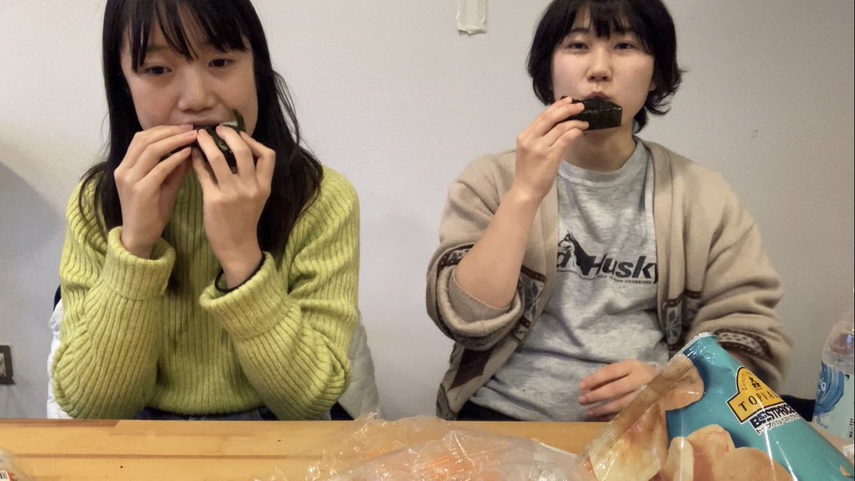 kmd_k_'s tweet photo. 22日(土)《おにぎり海人企画》 横浜ダンスコレクション2022 コンペティションⅡ 参加作品
 「ボディジャック」 公開クリエイション

とき：10月22日(土) ※要予約
場所：国際交流会館 多目的室

振付：秋田乃梨子
ダンサー：石山樹野
音響/照明：おにぎり海人

https://t.co/qXkDhfUImO https://t.co/WPoIY3055c