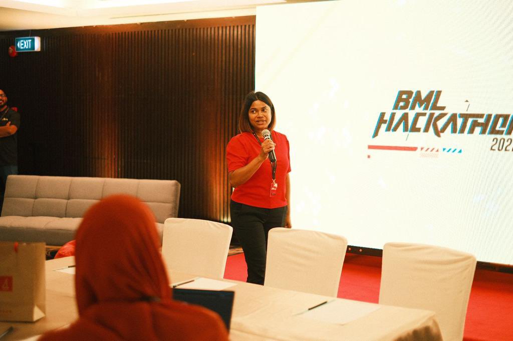 bankofmaldives's tweet photo. It’s on! #BMLHackathon
3 Winning Teams make it to BML Innovation Lab! 💡 https://t.co/QufJOKnW7d