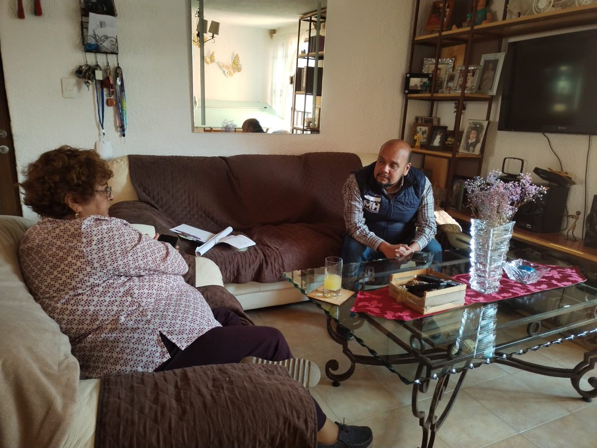 Participacion_M's tweet photo. Atendiendo a COPACO de la Colonia Tacubaya para dar seguimiento a sus solicitudes #participacionmh #ParticipacionCiudadana #SomosMH #participamh #MH https://t.co/sbUrNh0A0l