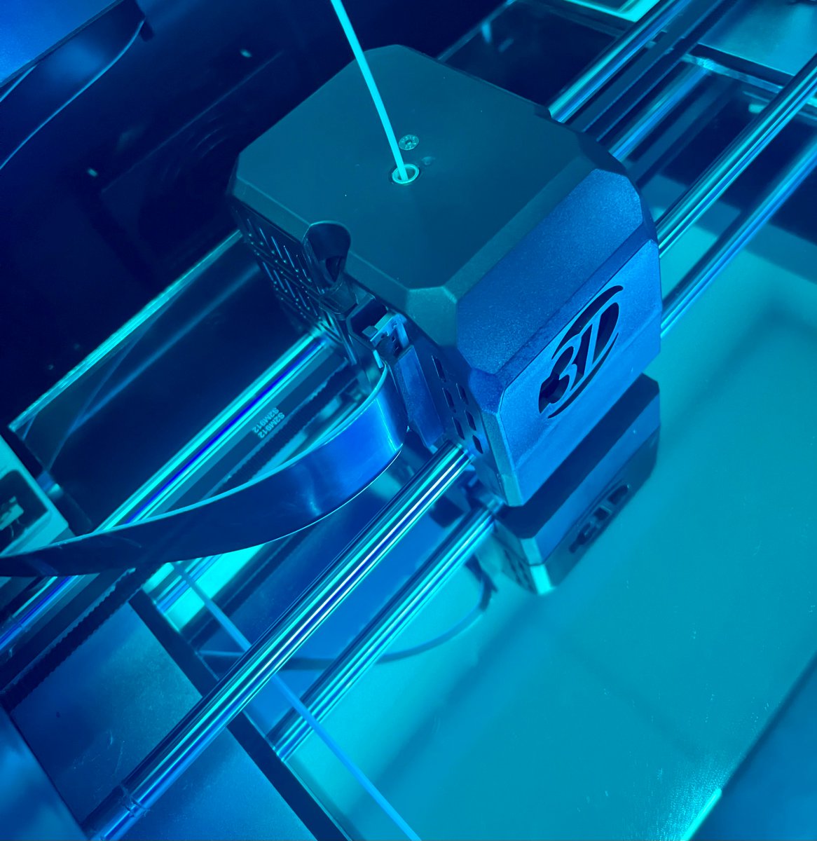Radwell_Intl's tweet photo. Here's a look at one of our 3D printers in our 3D printer farm. Head to Radwell TV (our YouTube channel) to learn more about these interesting resources. 
#3DPrinting #3DPrinter #AdditiveManufacturing #printhead #3D #Manufacturing #Radwell #ChooseRadwell
https://t.co/XOSbAH0q5d https://t.co/rlkZZPqRty