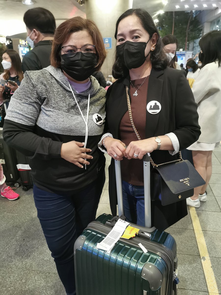 off_mineunph's tweet photo. Touchdown South Korea! OMP delegates to our Queen #KimGoEun's fanmeet tomorrow💚 Insert @/mico1421
#ComeInCloser #KimGoEunDay https://t.co/CSvb6ZLrZh