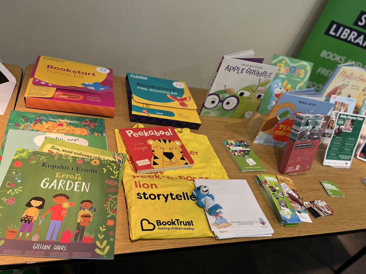 MandiB_'s tweet photo. Great to attend todays #earlyyearshub event to promote all the ways @STHLibraries can support nurseries and schools in #language #communication and #earlyyears #development @NSPCC https://t.co/dXO4ud9NIV