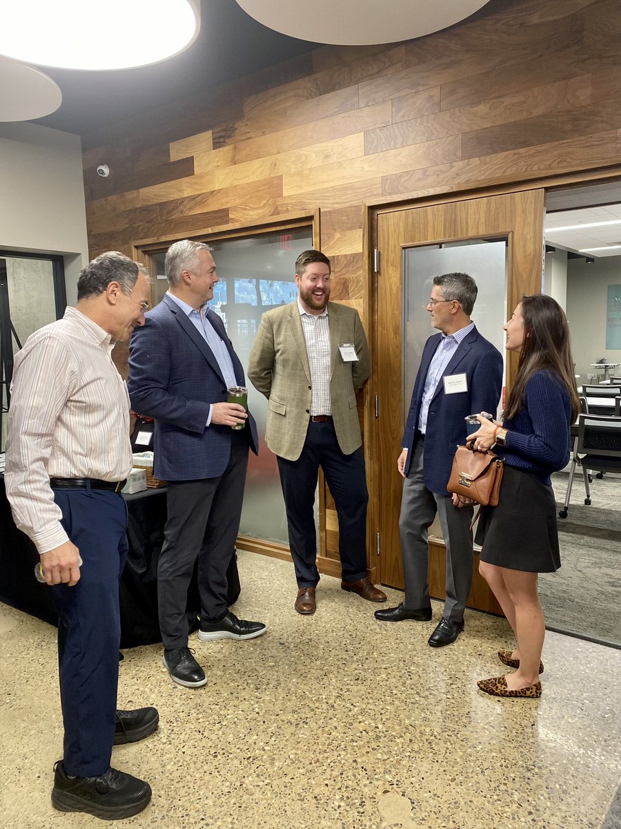 GPghCC's tweet photo. It’s a packed house for this morning’s #PghFirstFriday! Thank you to everyone who is joining us today – we’re looking forward to a great event. And a special thank you to our sponsor @BNYMellon! https://t.co/AUUB5J6yYT