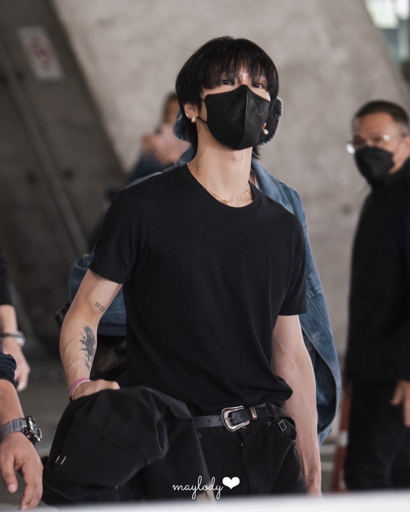 เสื้อหนัก 10 โล