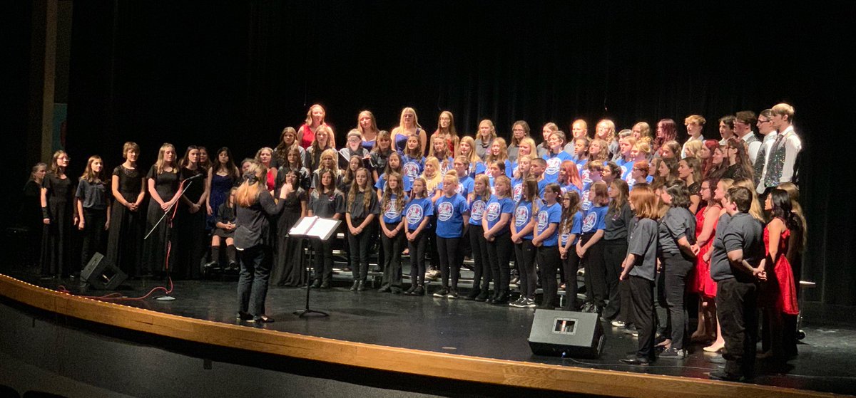 WeboJrSrHigh's tweet photo. Congratulations to the Western Boone Choir Program on a successful Fall 2022 performance! Grades 6-12 represented well! #TheWeboWay 🎤🎼🌟 https://t.co/eFXnHWLgVH