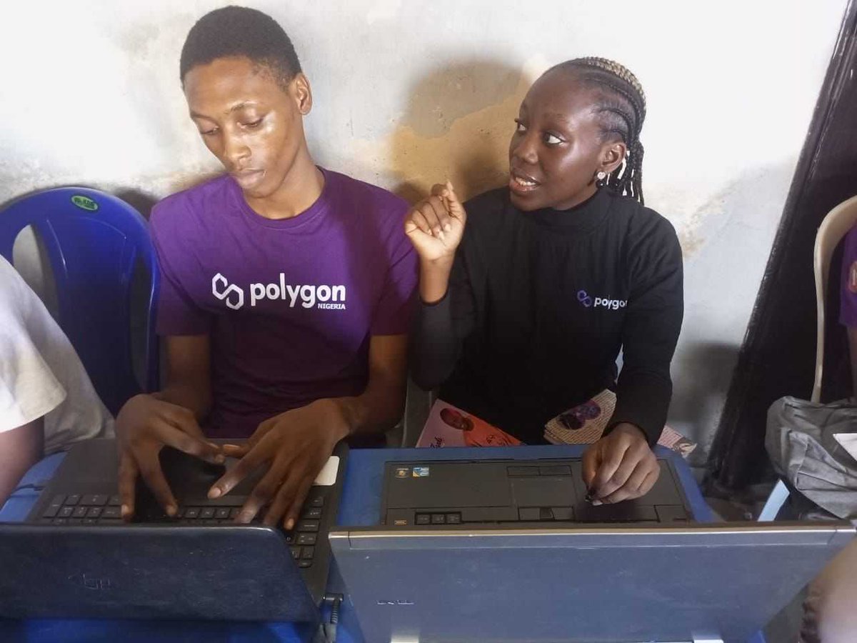 ImpactPlus_Web3's tweet photo. 💜Can you come up with a better definition of passion?
Only a week after receiving training from Impact Plus & @0xPolygon, students from @BCodelab in Lagos Nigeria voluntarily organised a follow-up training, inviting their friends to join them.
🔥🚀Way to go Codelab! https://t.co/iLd3Tu4f0a