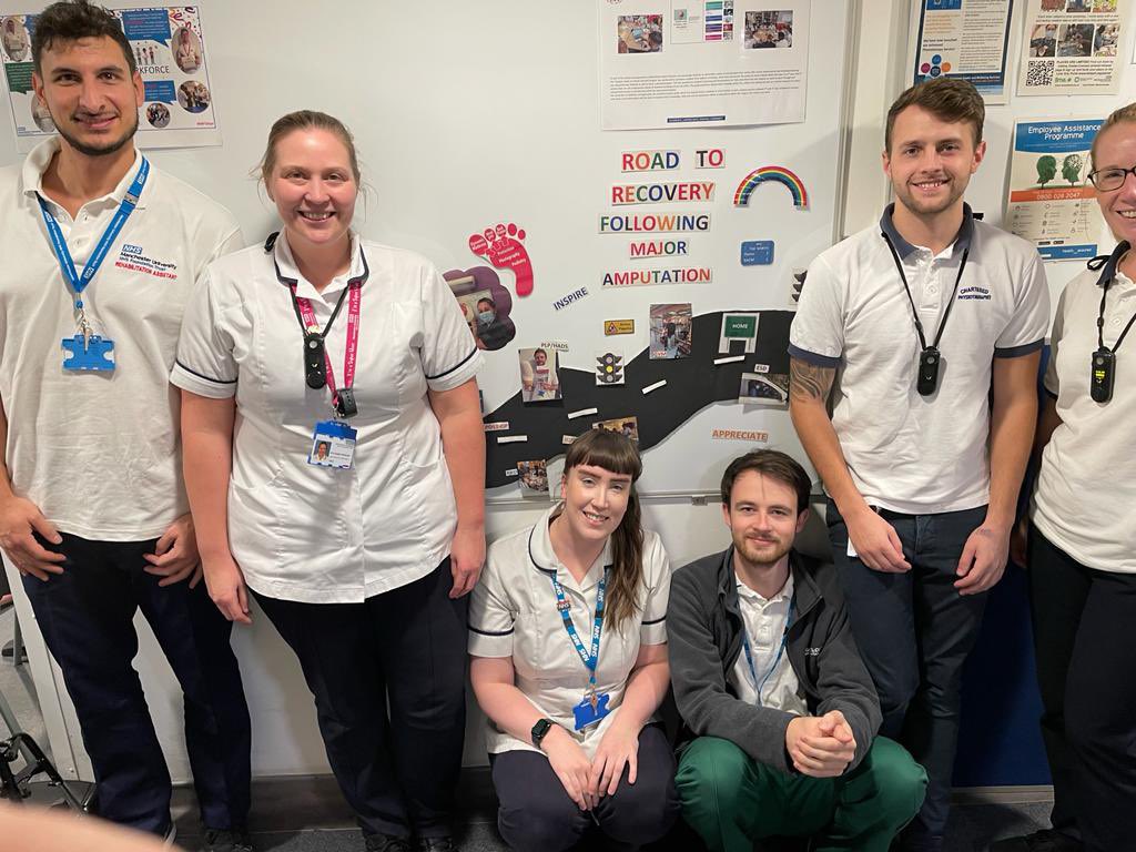 cmftvaschealth's tweet image. Keeping the AHP vascular team on their toes 🦶with catchphrase vascular edition for AHP day! #ahpday #vascular #mdt