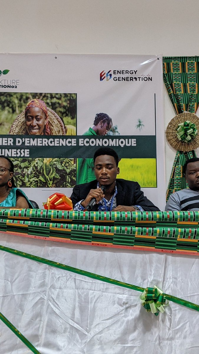 IAAS_TOGO's tweet photo. Revivons la cérémonie d'ouverture du projet AgriTalkture deuxième édition pour la phase 1 à Energy Generation. https://t.co/j7ZBl1c4k3