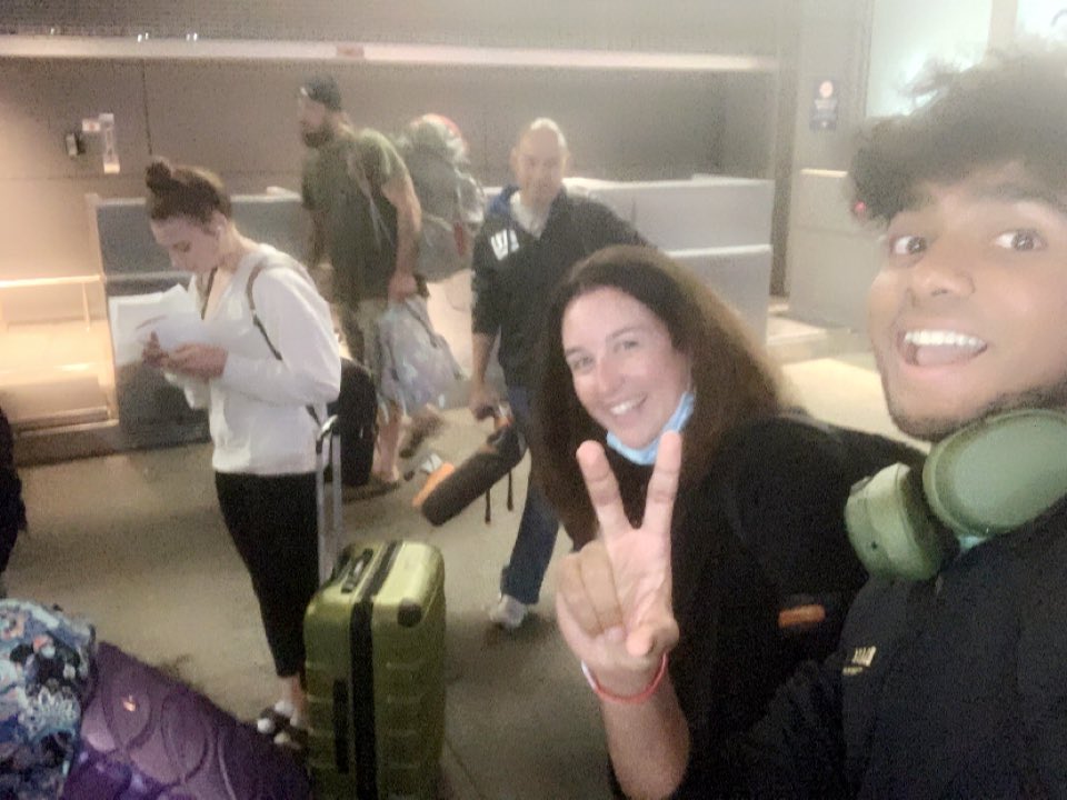 RohanS33's tweet photo. Family❤️. Her kids were here too https://t.co/kLhYIOTNEL