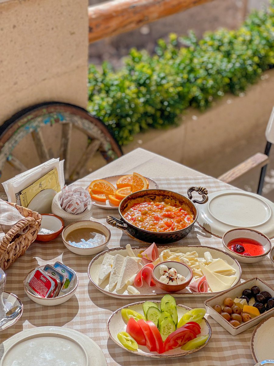 The best view for your Breakfast 🍳 

Mimi Cappadocia Boutique Hotel⠀
⠀
📲 +905332042500⠀
📧 info@mimicappadocia.com⠀

mimicappadocia.com