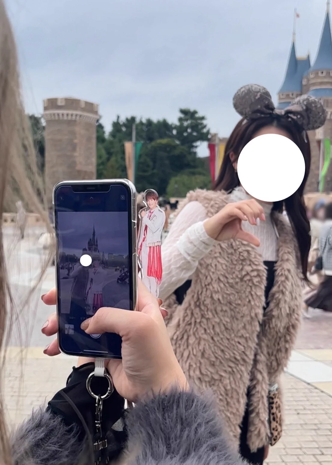 オタクたちとディズニーに行ってわかった！アクスタの正しい使い方！