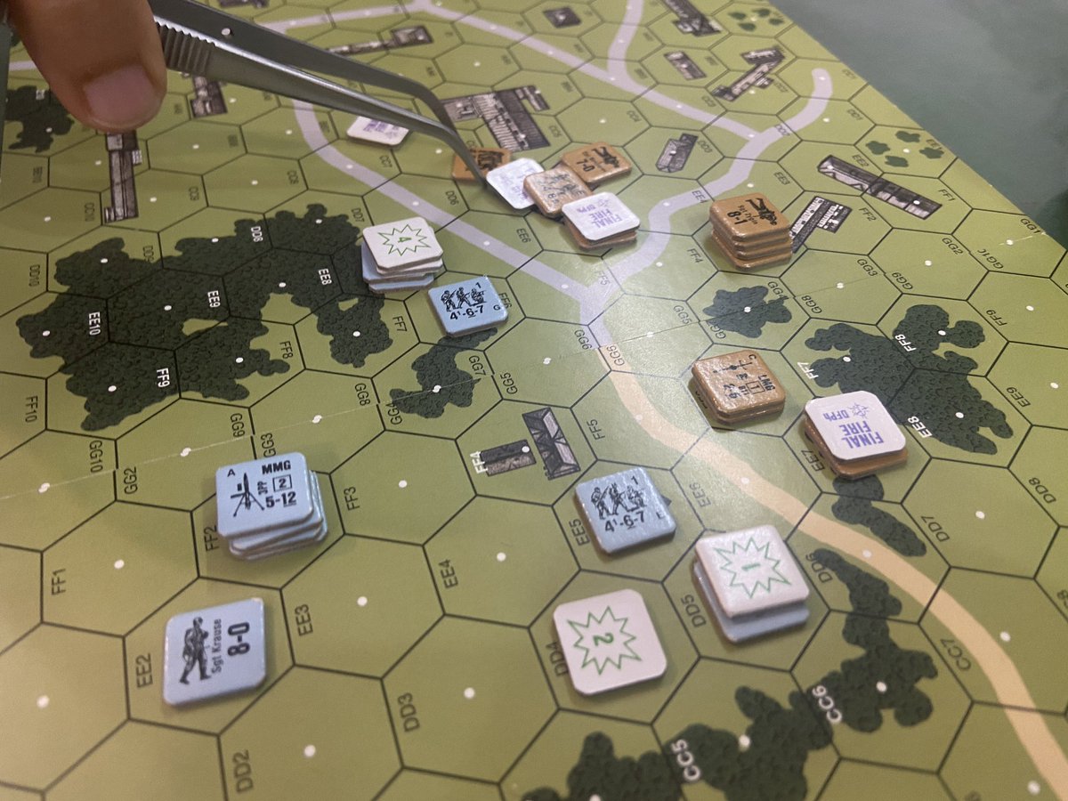 estrategasofa's tweet photo. Ayer estuve en @MiS_wargameclub fogueándome con @tonicebrian al #ASLSK con @turlusiflu de maestro de ceremonias https://t.co/wO63NeXjTc