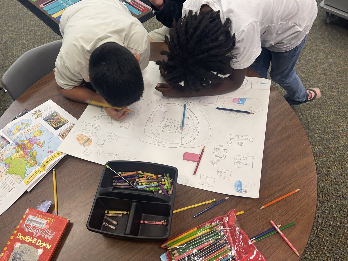 HAYLEY CULBERTSON (@hayleyculberts1) on Twitter photo Look at the amazing projects our Liberian is doing with our fourth graders!@ClarkWritesNow <a href="/AndersonGators/">Anderson Elementary</a> Look at the amazing projects our Liberian is doing with our fourth graders!@ClarkWritesNow <a href="/AndersonGators/">Anderson Elementary</a>