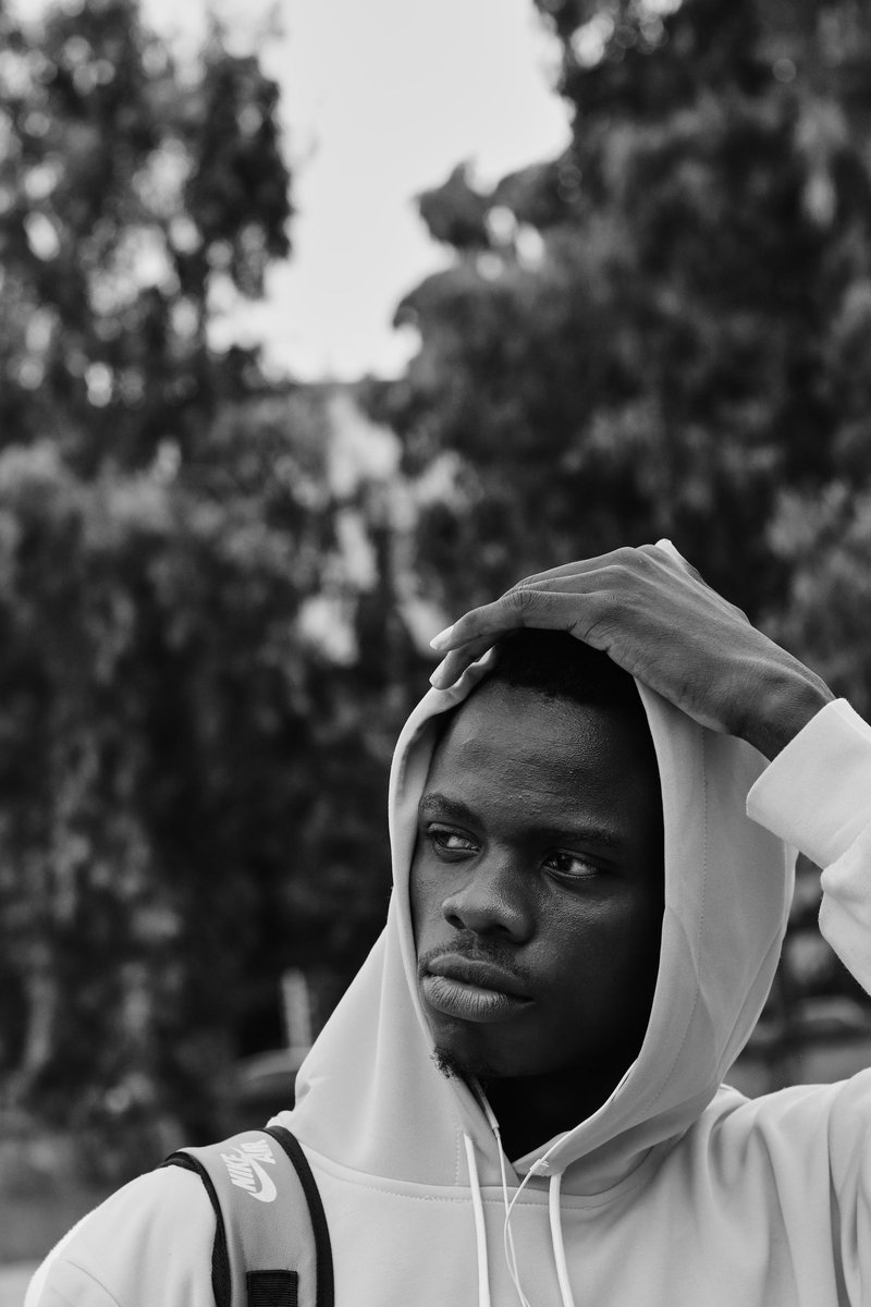 Adeyeyesegun00's tweet photo. Continuation of the previous post 🌚
#photographylovers #photooftheday #portrait #tellastory #photoseries #tellthatstory
Ondo congratulations Khalid Young John richkid https://t.co/eUykNFQzCT