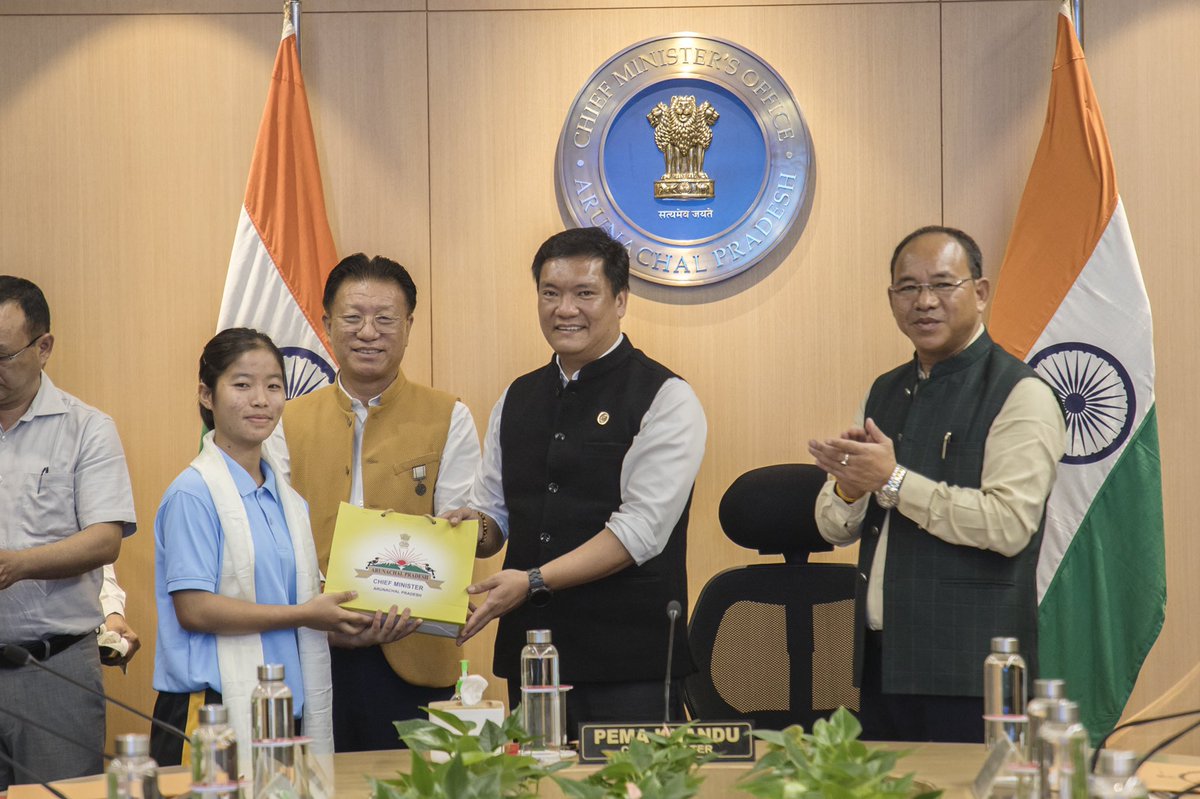 NatungMama's tweet photo. Congratulations to our #Wushu &amp; #Weightlifting athletes &amp; their coaches for winning 7 medals in 36th #National_Games, held in #Gujarat. It’s historic! Thank you HCM @PemaKhanduBJP for your untiring support &amp; encouragement to our youths in all fields. @ArunachalCMO @ErTabaTedir https://t.co/I8TtXMeong