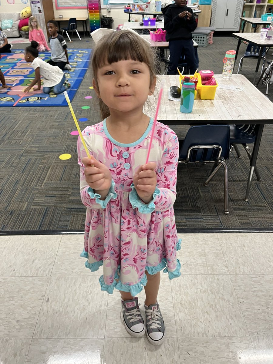 ACELBNE's tweet photo. Mrs. @mrsfryein1st Class snd Mrs. @MrsCaronesClass Class enjoyed spending their paychecks in their class store. #minieconomy #financialresponsibilty @sccouncileconed https://t.co/qeUw1WF2eo