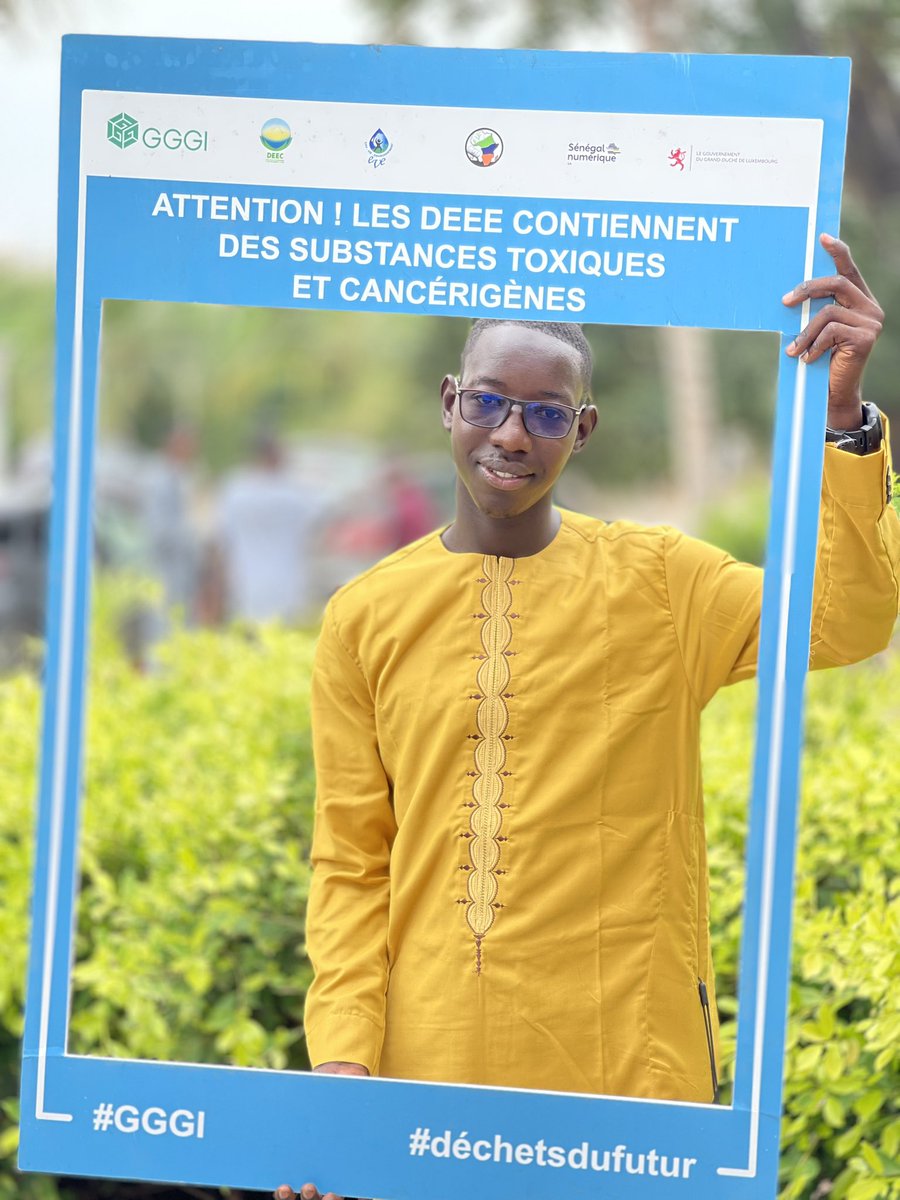 Naturefreind's tweet image. Nous devons nous engager pour la limitation des #déchets #électroniques mais aussi sensibiliser nos pairs afin de conscientiser la #jeunesse sur les dangers qu’ils portent ainsi que ses conséquences sur la #santé et sur l&apos;#environnement #GGGI2022 #DEEC #ONG #Senegal #JVE #Climat