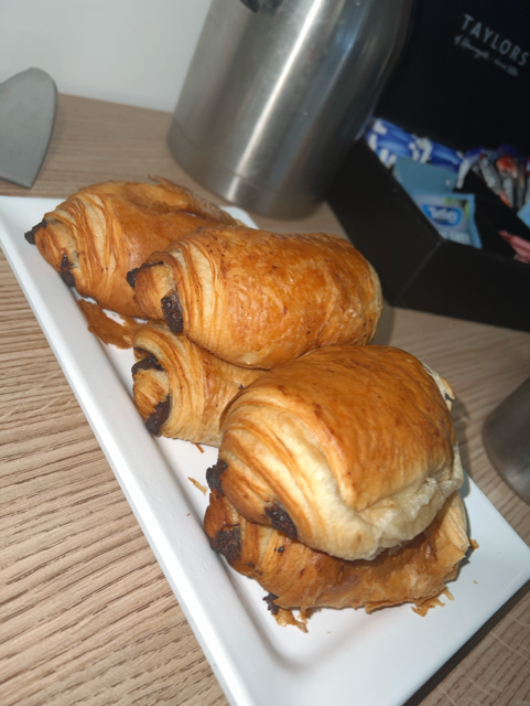 Carmelcomputing's tweet image. Our course attendees are enjoying freshly baked pastries and a warm drink on this cold October morning!
Follow the link below to see a list of the many courses we are offering this year!
bit.ly/ComputingTVD
#ComputingHub #Computing #TeachComputing #STEM