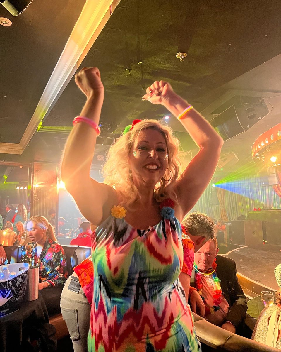 VSPHelen's tweet photo. About last night …
Agloha - thanks again @cbitlisa , great night with cracking company !  #AGloHa2022 #charityevents https://t.co/GsTj1N9bMY