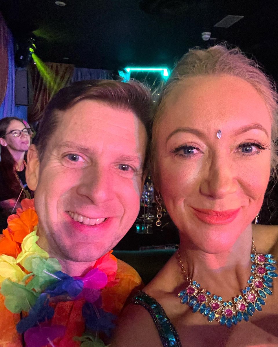About last night …
Agloha - thanks again <a href="/cbitlisa/">Lisa Turan CEO</a> , great night with cracking company !  #AGloHa2022 #charityevents
