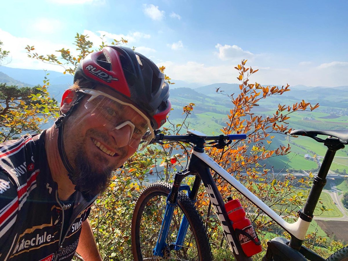 BikeschuleOlten's tweet photo. #ride @ #home 
#SeeYouSoon #SouthAfrica #bikeschuleswiss #bikeschuleolten #mountainbike #suedafrika https://t.co/Tiex1HZ5v9