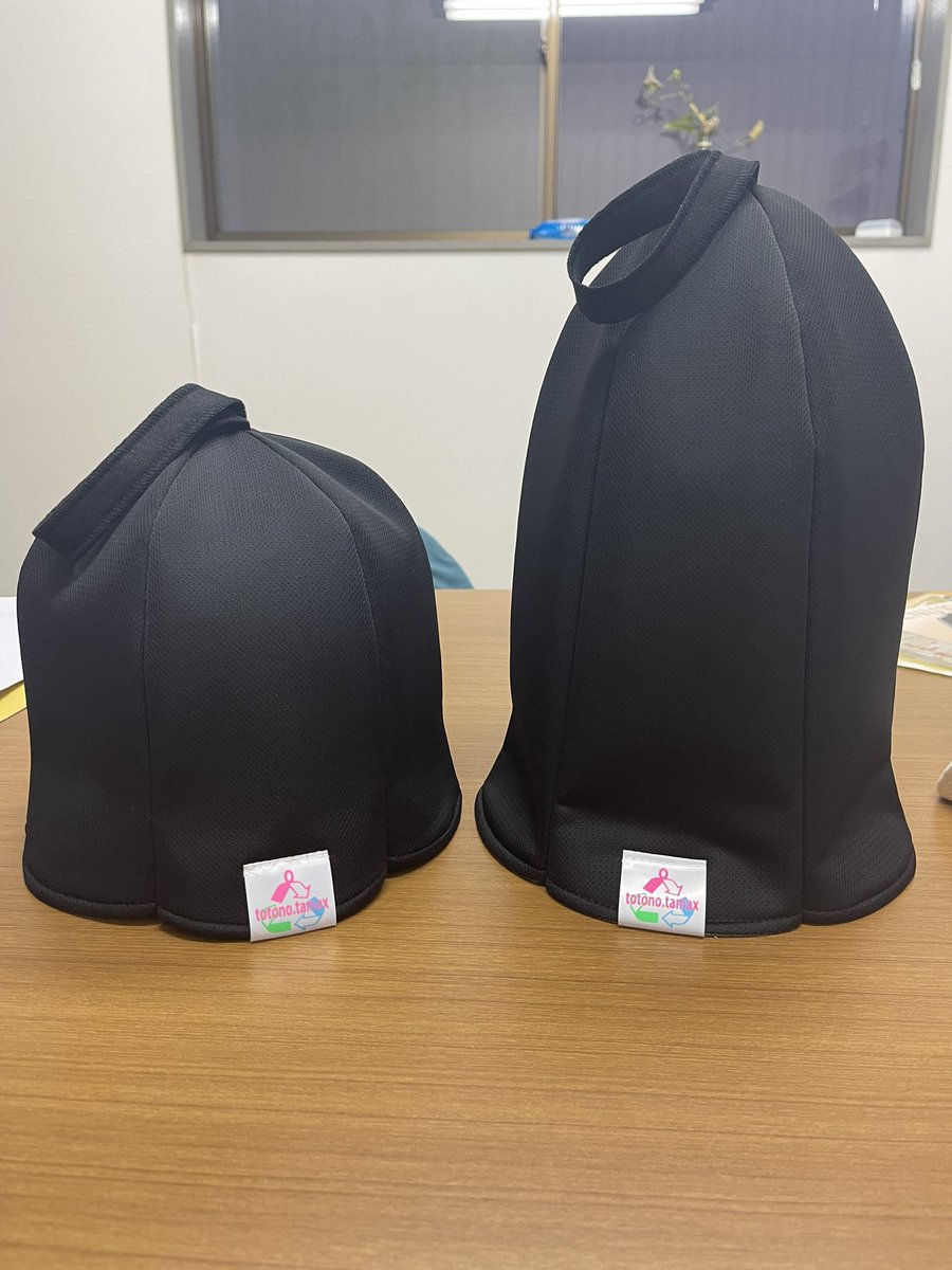 0xvlsauna's tweet photo. 実は、、メーカーさんにベリーロングサウナハットを作れるかご相談したところ、こんな感じで作れるみたいです〜🤭♨️！ https://t.co/lj15ge4jG3