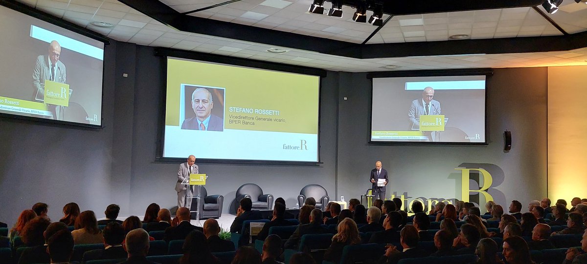 FattoreR tweet media