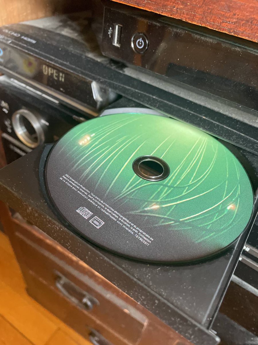 tetsuromusic_'s tweet photo. Aujourd'hui on expédie, vous avez vos lecteurs CD pour la troisième claque ? #SOUGOU 😏 https://t.co/I4RReuWZNd