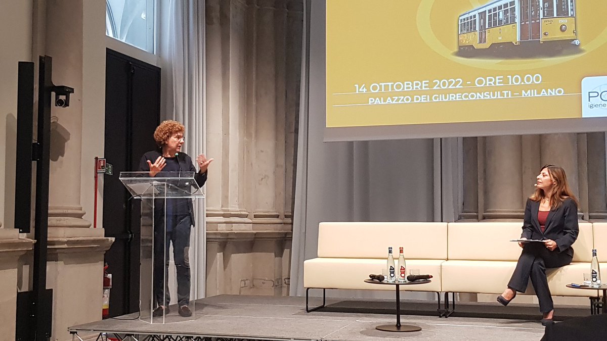 CopmaItaly's tweet photo. "Parlare di #sanificazione significa parlare di qualità, sostenibilità, competitività di un Paese e di una città. Oggi la sfida della modernità si gioca sul piano del miglioramento del contesto in cui le persone vivono"
-Arianna Censi, Assessora alla Mobilità del Comune di Milano https://t.co/RRHqtBDMVk