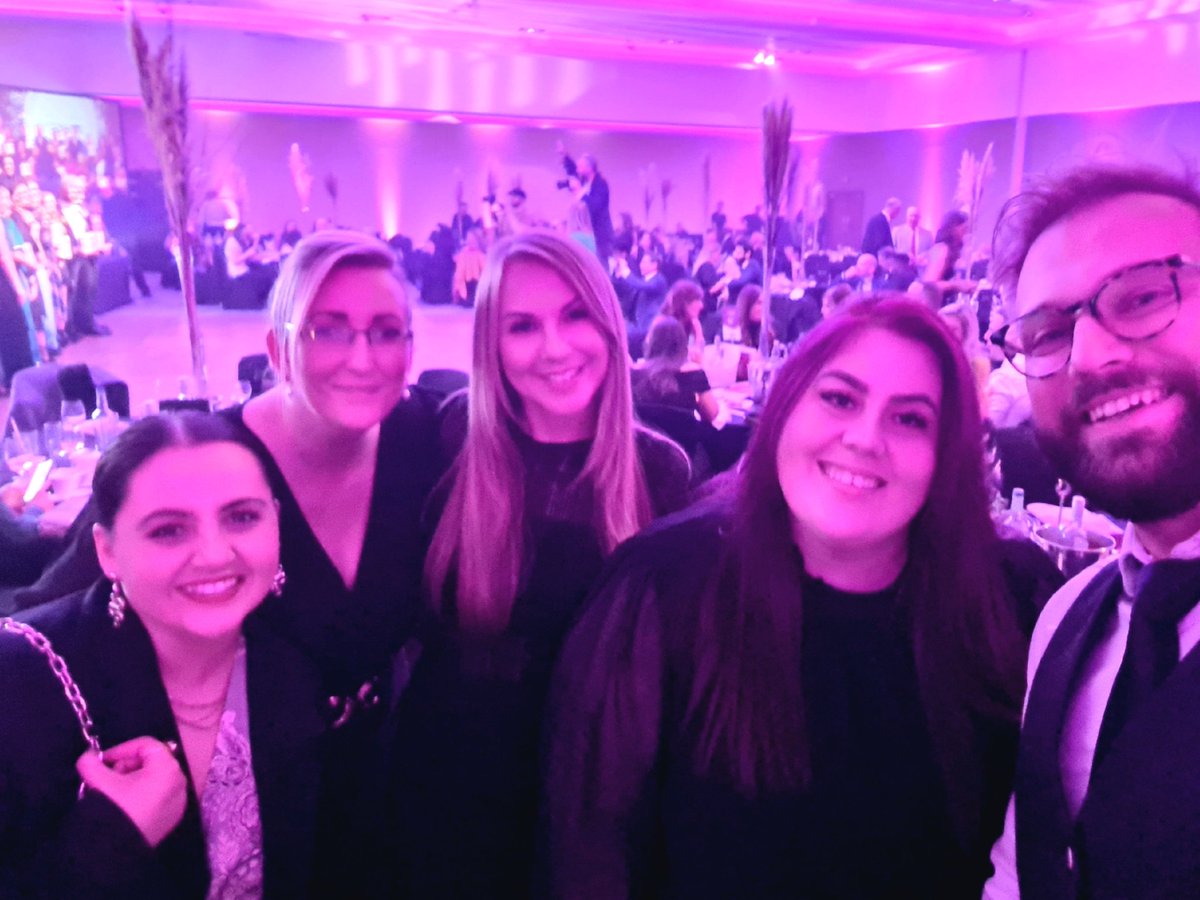 TommyDSeymour's tweet photo. Wonderful ev @GenAnalytics @NewsquestEvents #ScotDiversity Awards supporting #EnableWorks #SteppingUp #DigitalDundee with their staggering array of nominations ๐ฅณ Thrilled employer partner @gsc1 won Star Performer - amazing commitment to supporting Foundation Apprenticeships ๐ https://t.co/zGeoRGGgbi